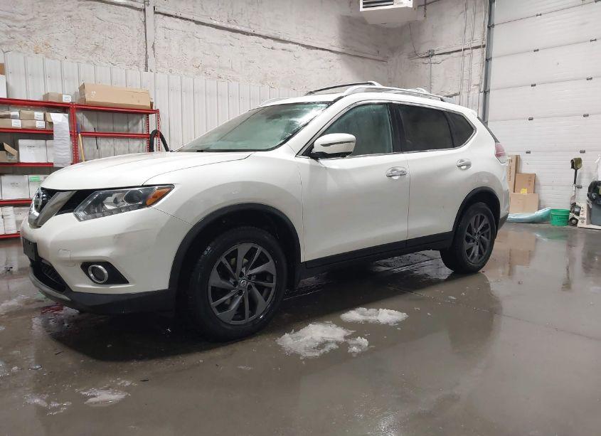 Photo 2 of 2016 Nissan Rogue SL (VIN 5N1AT2MV4GC761860)
