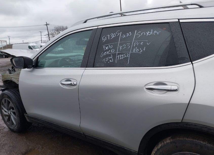 Photo 14 of 2016 Nissan Rogue SL (VIN 5N1AT2MV4GC772938)