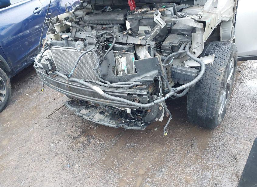 Photo 6 of 2016 Nissan Rogue SL (VIN 5N1AT2MV4GC772938)