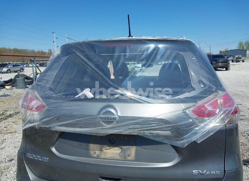 Photo 6 of 2016 Nissan Rogue SV (VIN 5N1AT2MV4GC825640)