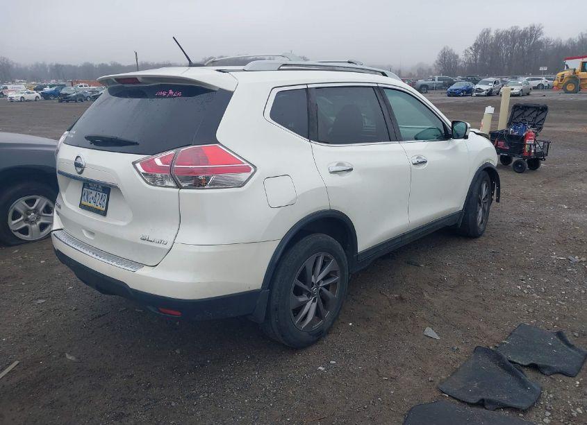 Photo 4 of 2016 Nissan Rogue SL (VIN 5N1AT2MV4GC851767)