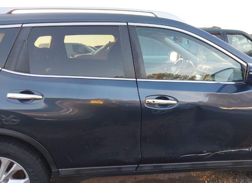 Photo 13 of 2016 Nissan Rogue SV (VIN 5N1AT2MV4GC856788)