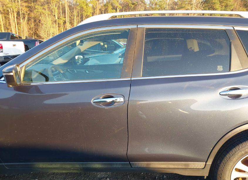 Photo 14 of 2016 Nissan Rogue SV (VIN 5N1AT2MV4GC856788)