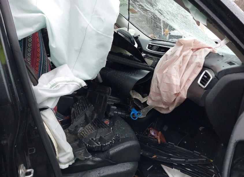 Photo 5 of 2016 Nissan Rogue SL (VIN 5N1AT2MV4GC867015)