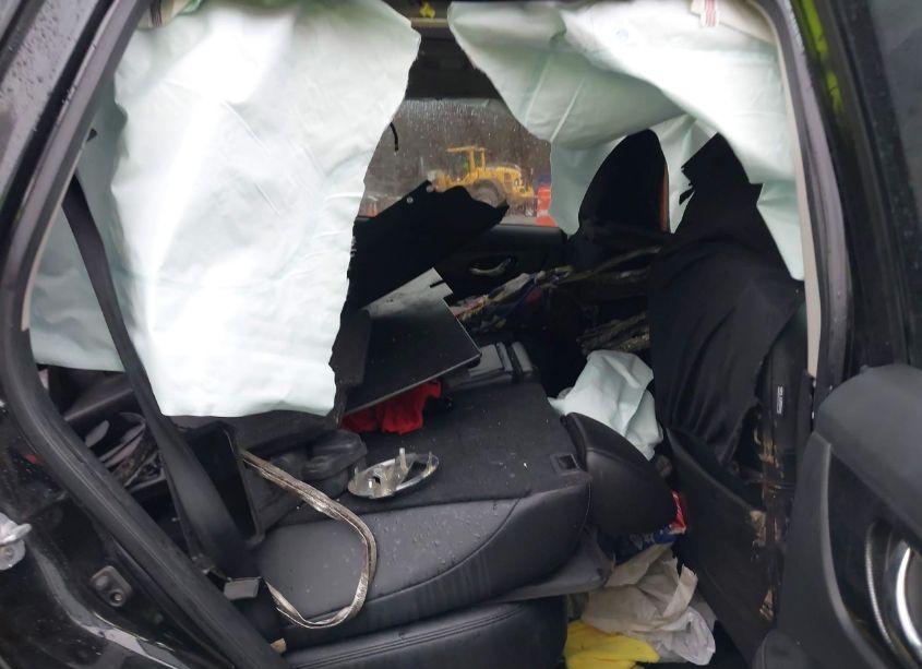 Photo 8 of 2016 Nissan Rogue SL (VIN 5N1AT2MV4GC867015)