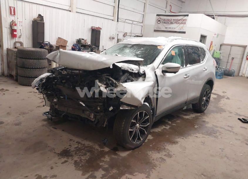 Photo 2 of 2016 Nissan Rogue SL (VIN 5N1AT2MV4GC872912)