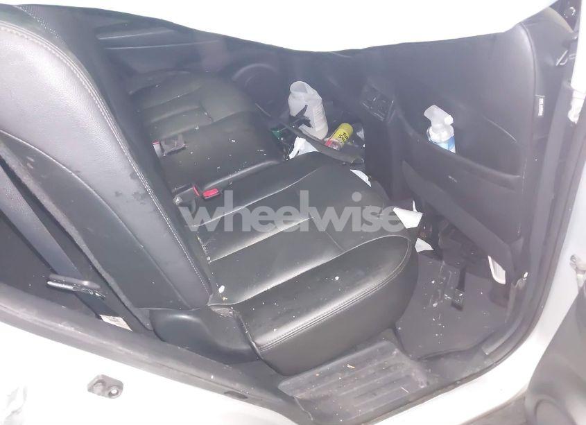 Photo 8 of 2016 Nissan Rogue SL (VIN 5N1AT2MV4GC872912)