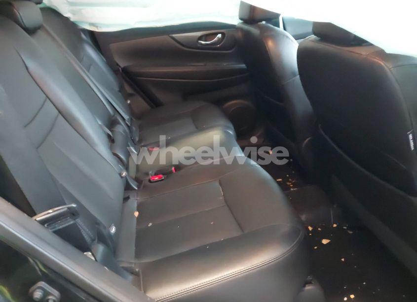 Photo 8 of 2016 Nissan Rogue SL (VIN 5N1AT2MV4GC882680)