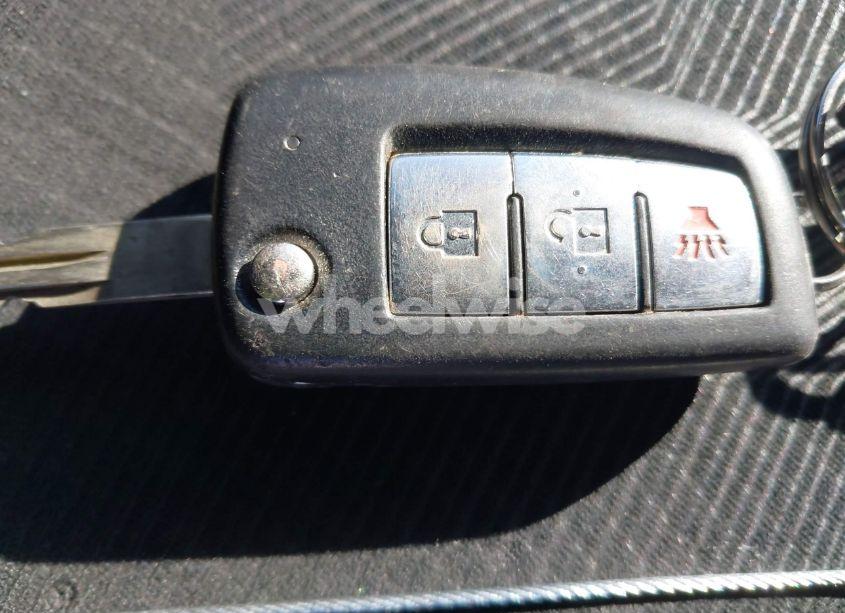 Photo 11 of 2016 Nissan Rogue S (VIN 5N1AT2MV4GC887989)