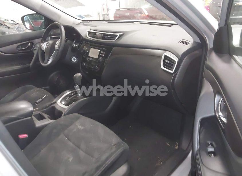 Photo 5 of 2016 Nissan Rogue S (VIN 5N1AT2MV4GC890360)