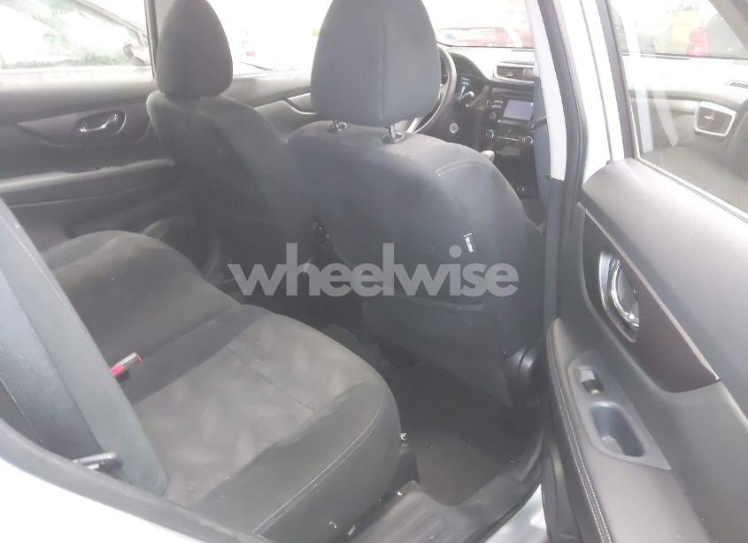 Photo 8 of 2016 Nissan Rogue S (VIN 5N1AT2MV4GC890360)