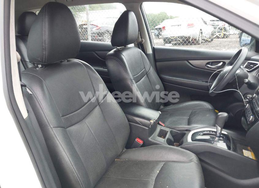 Photo 5 of 2016 Nissan Rogue S (VIN 5N1AT2MV4GC917024)