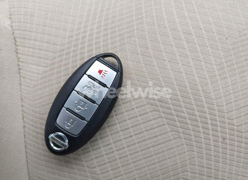 Photo 11 of 2016 Nissan Rogue SV (VIN 5N1AT2MV4GC917556)