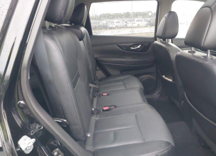 Photo 8 of 2017 Nissan Rogue SL (VIN 5N1AT2MV4HC731694)