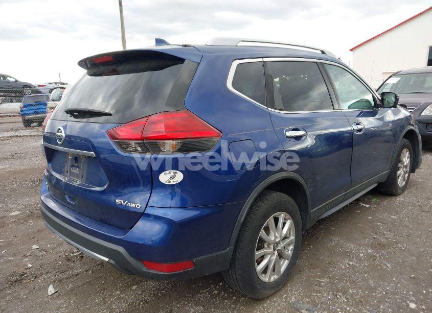 Photo 4 of 2017 Nissan Rogue SV (VIN 5N1AT2MV4HC739181)