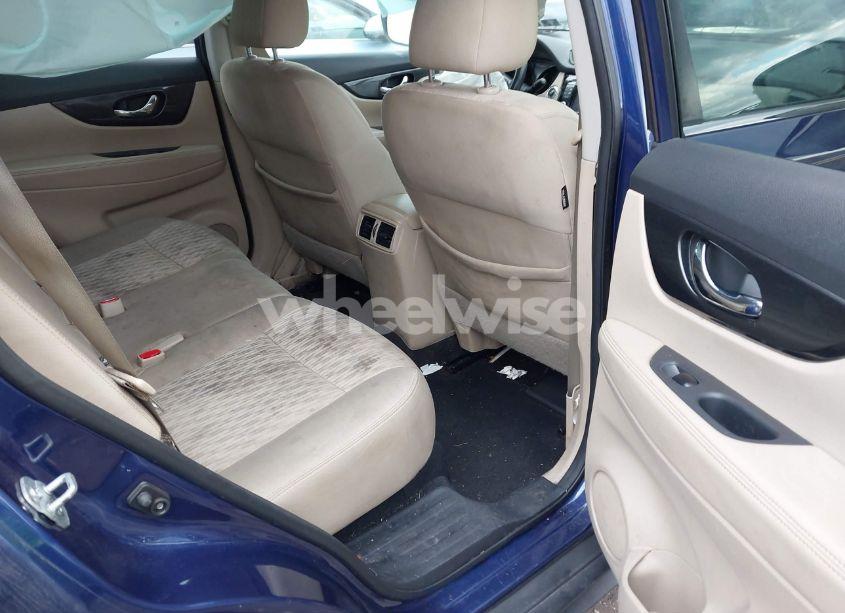 Photo 8 of 2017 Nissan Rogue SV (VIN 5N1AT2MV4HC739181)