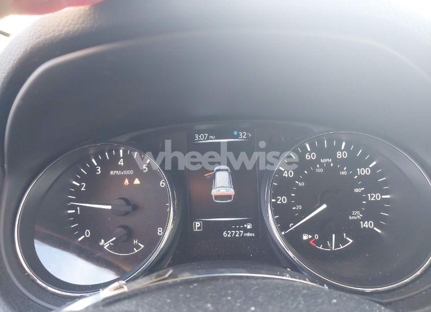 Photo 15 of 2017 Nissan Rogue SV (VIN 5N1AT2MV4HC747541)