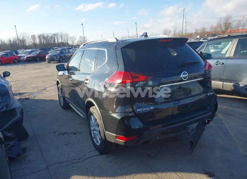 Photo 3 of 2017 Nissan Rogue SV (VIN 5N1AT2MV4HC747541)