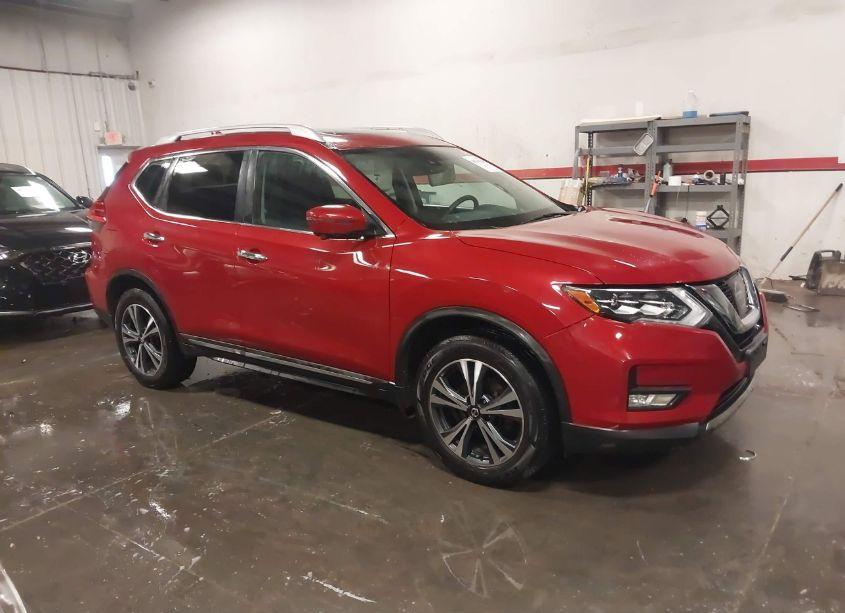 2017 Nissan Rogue SL (VIN 5N1AT2MV4HC760032) main photo
