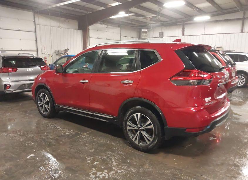 Photo 3 of 2017 Nissan Rogue SL (VIN 5N1AT2MV4HC760032)