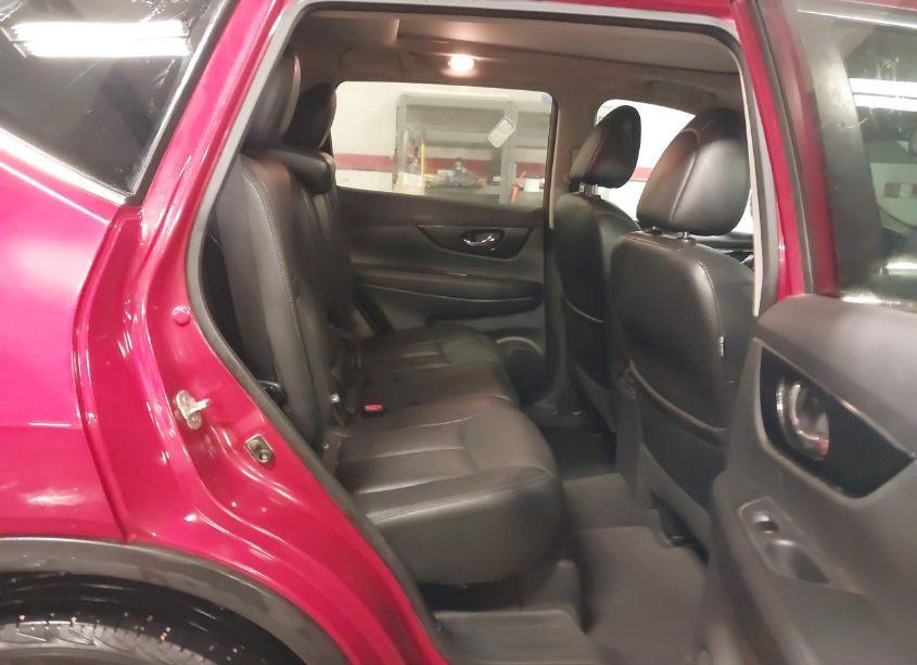 Photo 8 of 2017 Nissan Rogue SL (VIN 5N1AT2MV4HC760032)