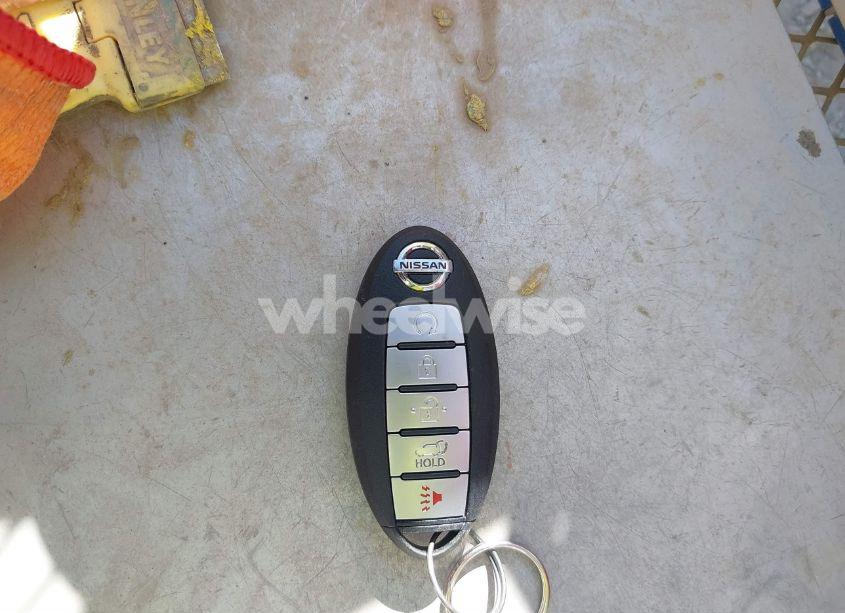 Photo 11 of 2017 Nissan Rogue SL (VIN 5N1AT2MV4HC787053)