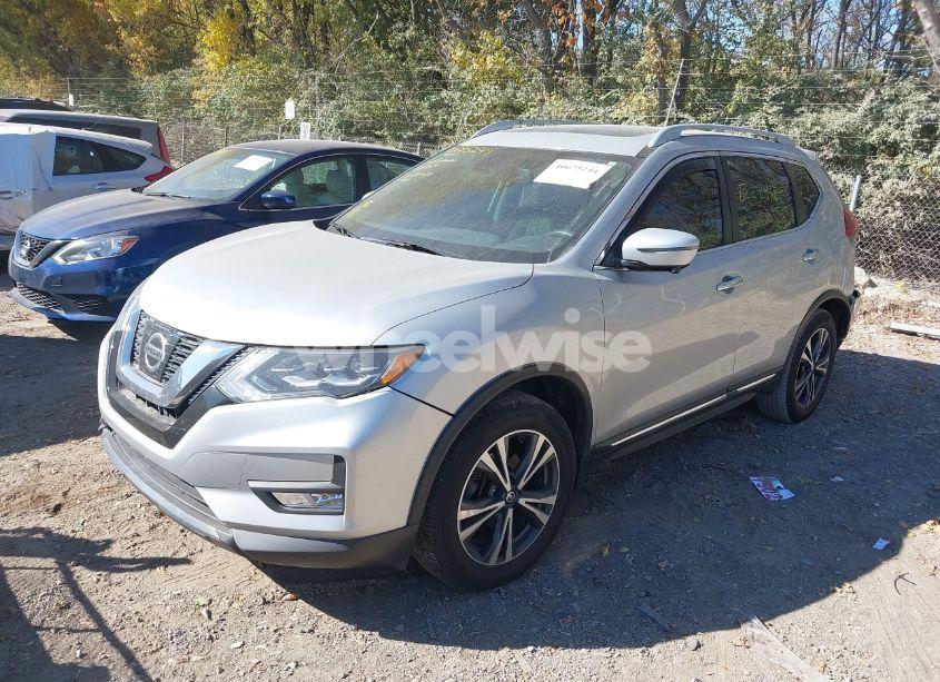 Photo 2 of 2017 Nissan Rogue SL (VIN 5N1AT2MV4HC787053)