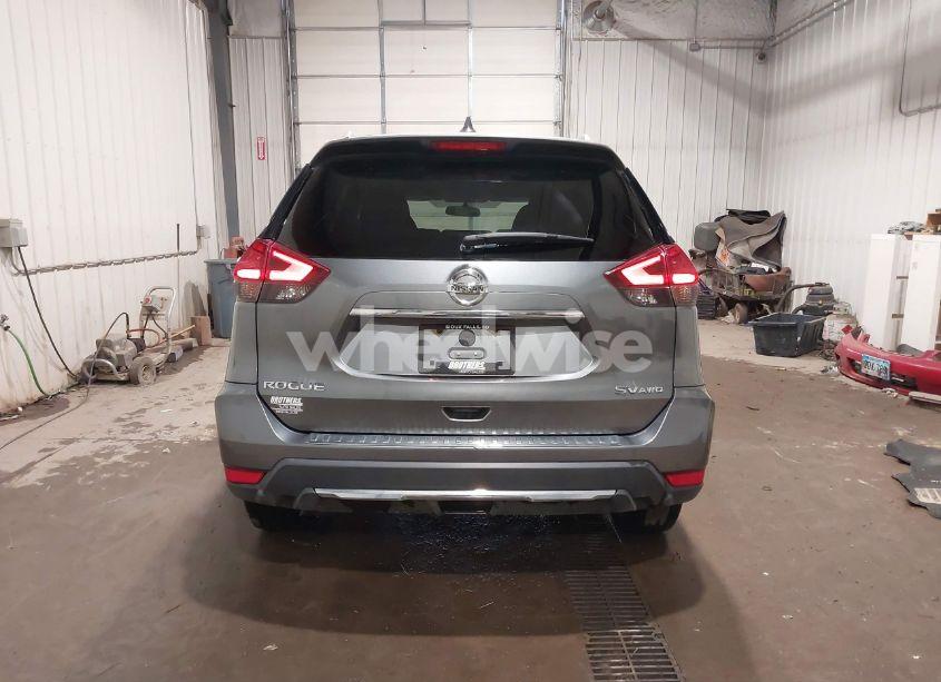 Photo 16 of 2017 Nissan Rogue SV (VIN 5N1AT2MV4HC799865)