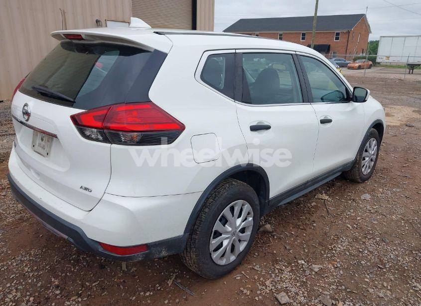 Photo 4 of 2017 Nissan Rogue S (VIN 5N1AT2MV4HC818334)