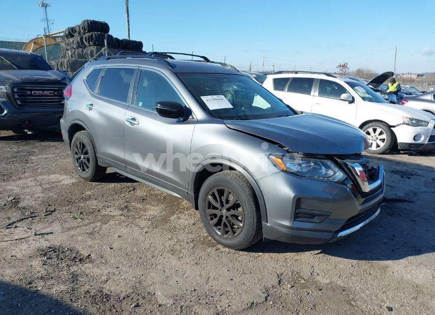 2017 Nissan Rogue SV (VIN 5N1AT2MV4HC878436) main photo