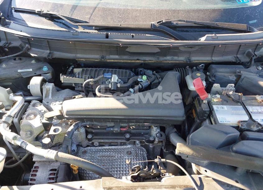 Photo 10 of 2017 Nissan Rogue SV (VIN 5N1AT2MV4HC878436)