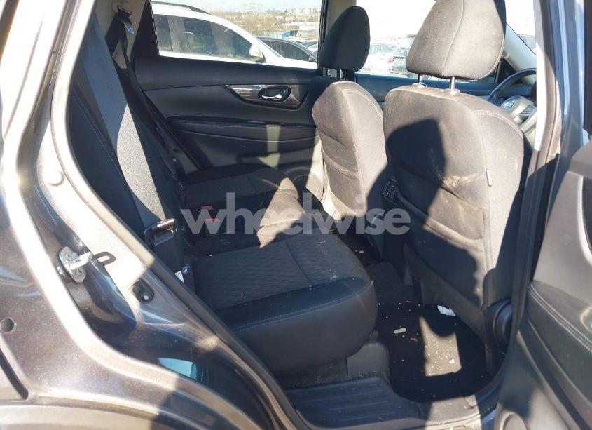 Photo 8 of 2017 Nissan Rogue SV (VIN 5N1AT2MV4HC878436)