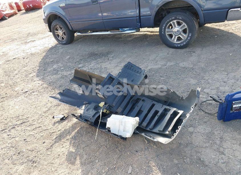 Photo 12 of 2017 Nissan Rogue SV (VIN 5N1AT2MV4HC878808)