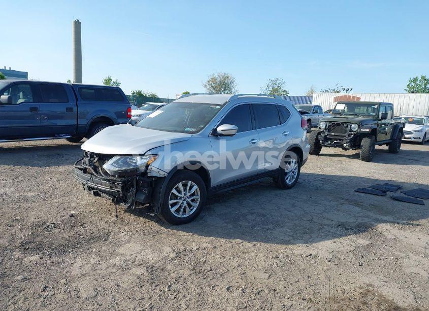 Photo 2 of 2017 Nissan Rogue SV (VIN 5N1AT2MV4HC878808)