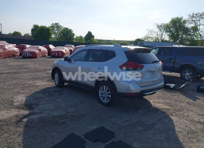 Photo 3 of 2017 Nissan Rogue SV (VIN 5N1AT2MV4HC878808)