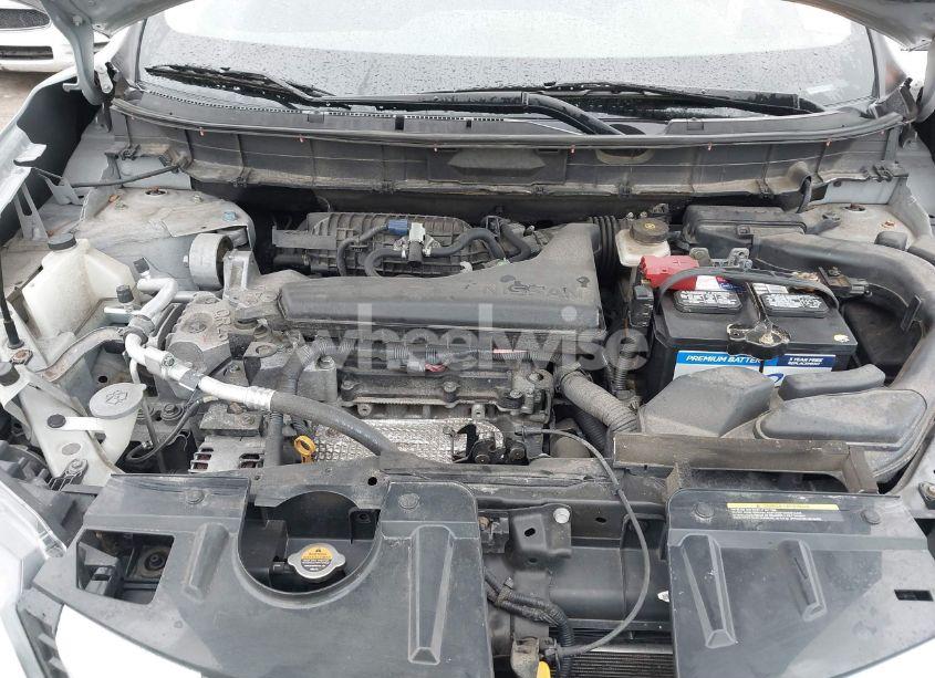 Photo 10 of 2017 Nissan Rogue SV (VIN 5N1AT2MV4HC886343)