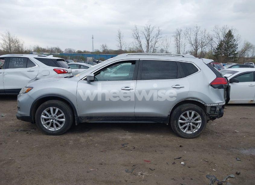 Photo 14 of 2017 Nissan Rogue SV (VIN 5N1AT2MV4HC886343)