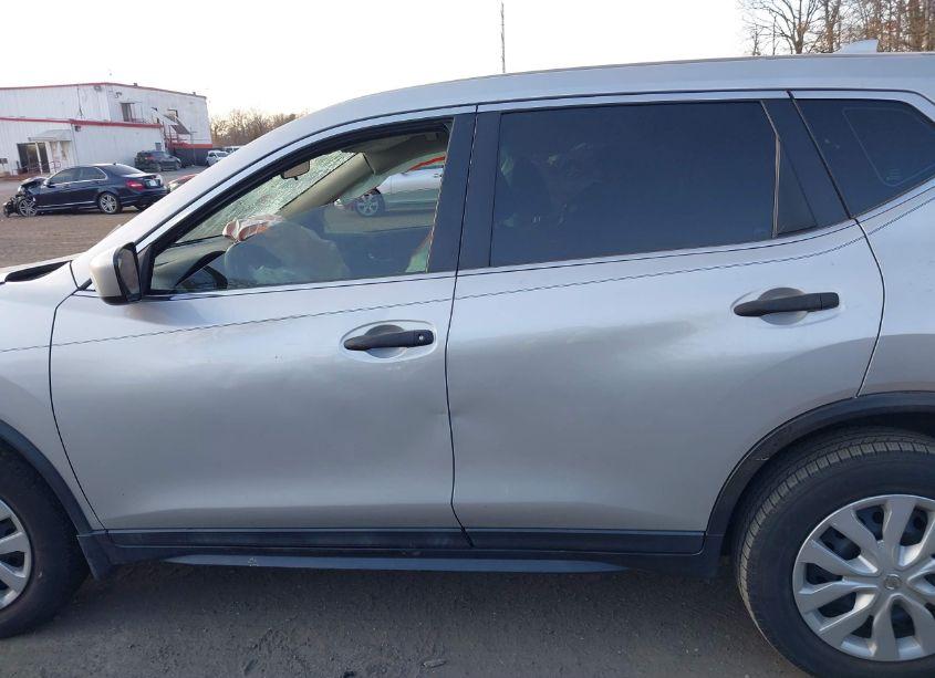 Photo 14 of 2017 Nissan Rogue S (VIN 5N1AT2MV4HC895253)