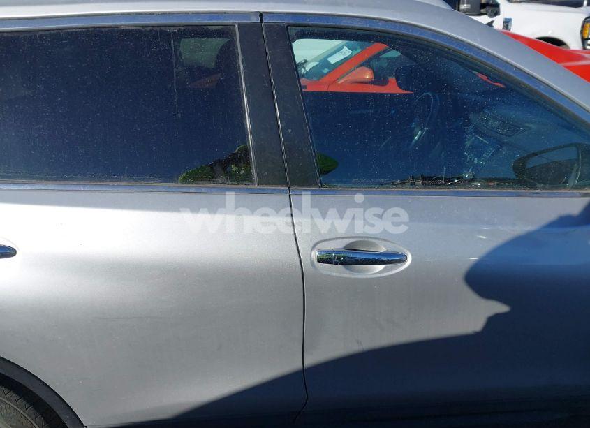 Photo 13 of 2018 Nissan Rogue SV (VIN 5N1AT2MV4JC711063)