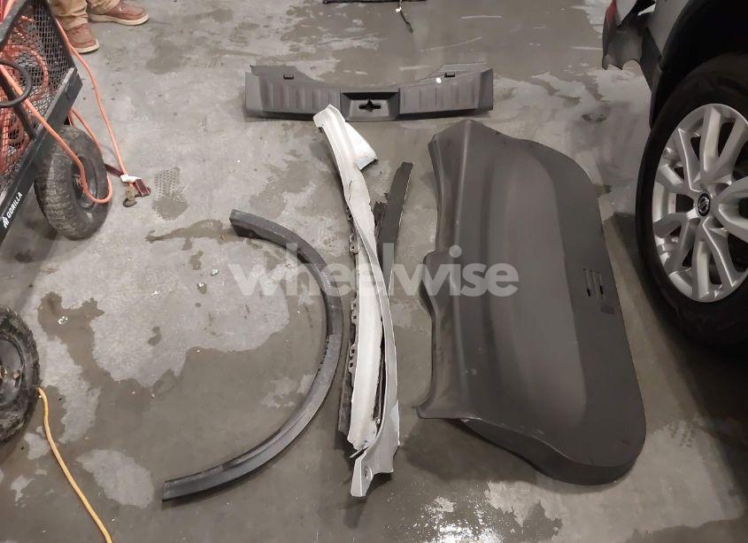 Photo 12 of 2018 Nissan Rogue SV (VIN 5N1AT2MV4JC712956)