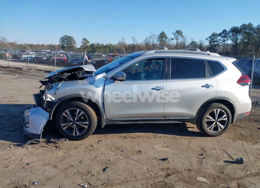 Photo 15 of 2018 Nissan Rogue SL (VIN 5N1AT2MV4JC713055)