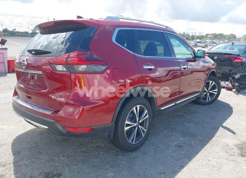 Photo 4 of 2018 Nissan Rogue SL (VIN 5N1AT2MV4JC714514)