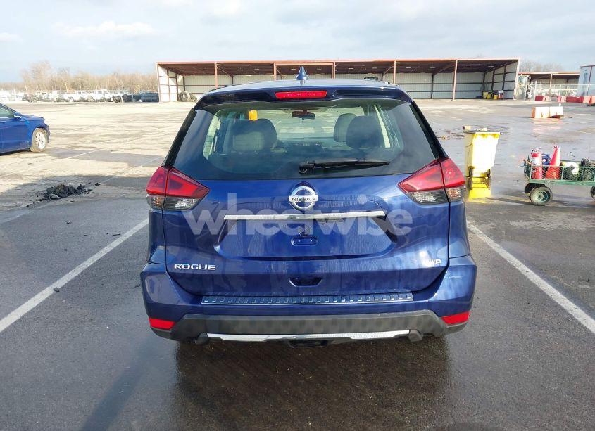 Photo 16 of 2018 Nissan Rogue S (VIN 5N1AT2MV4JC728591)