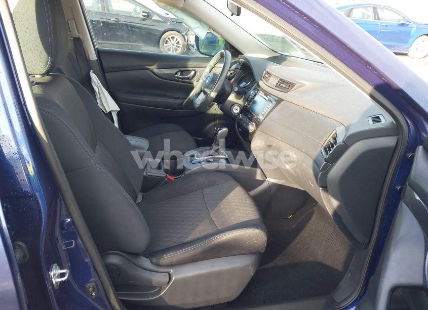 Photo 5 of 2018 Nissan Rogue S (VIN 5N1AT2MV4JC728591)