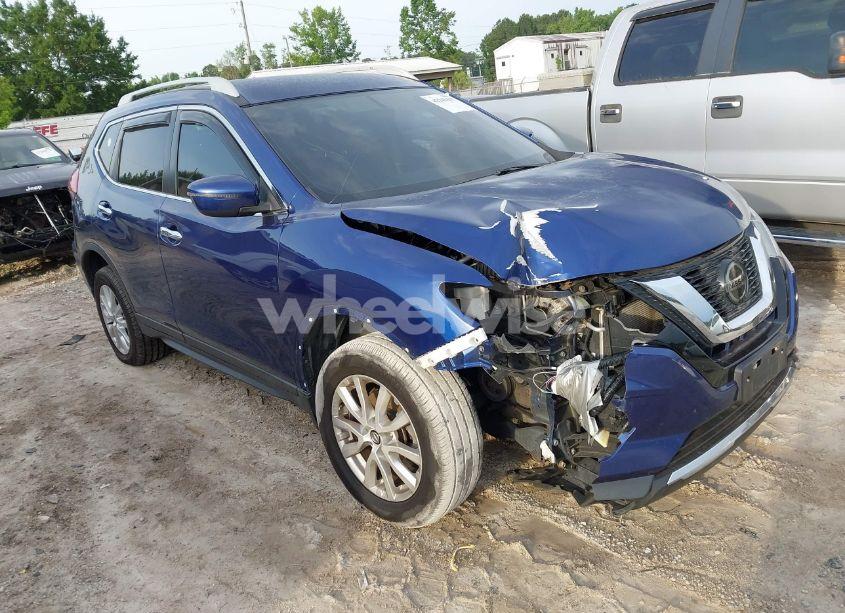 2018 Nissan Rogue SV (VIN 5N1AT2MV4JC769920) main photo