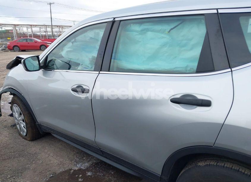 Photo 13 of 2018 Nissan Rogue S (VIN 5N1AT2MV4JC791691)