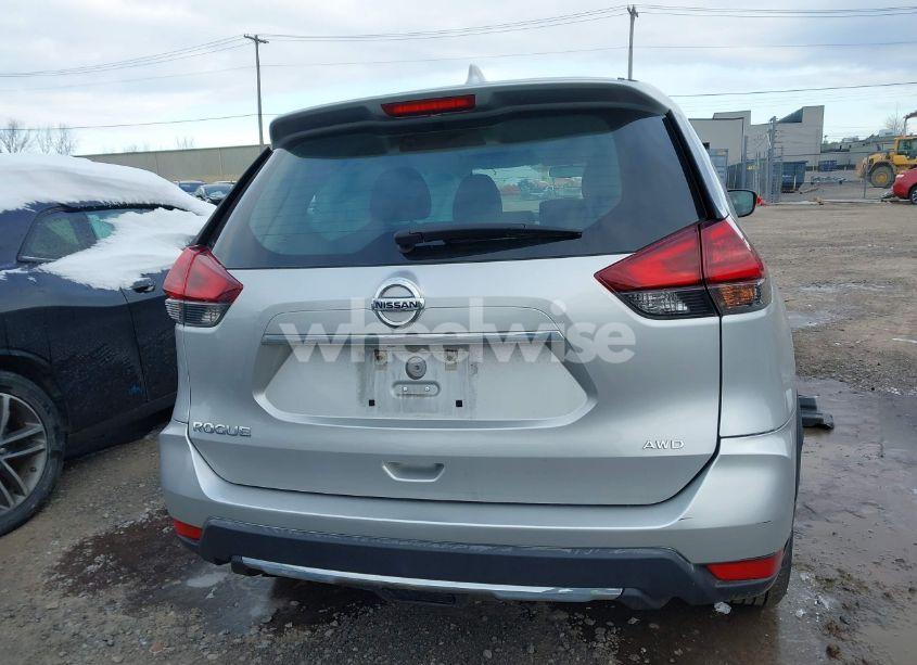 Photo 15 of 2018 Nissan Rogue S (VIN 5N1AT2MV4JC791691)