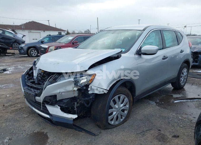 Photo 2 of 2018 Nissan Rogue S (VIN 5N1AT2MV4JC791691)