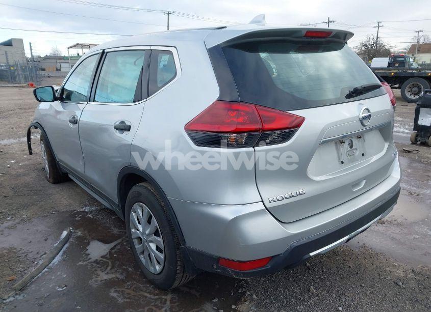 Photo 3 of 2018 Nissan Rogue S (VIN 5N1AT2MV4JC791691)