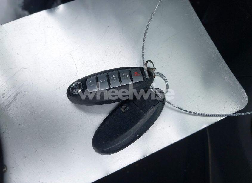 Photo 11 of 2018 Nissan Rogue SL (VIN 5N1AT2MV4JC797961)